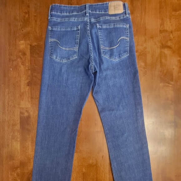 Levi’s Signature Gold  ~ Sz 4S ~ Straight Leg Jeans ~ Excellent / New Condition - Picture 5 of 8